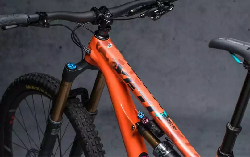 Dyedbro Kit Di Protezione Del Telaio - Nero Camo 4 Dyedbro Kit Di Protezione Del Telaio - Nero Camo - immagine 2