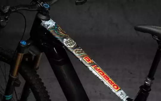 Dyedbro Kit Di Protezione Del Telaio Per E-Bike RRR Matte - Bianco 4 Dyedbro Kit Di Protezione Del Telaio Per E-Bike RRR Matte - Bianco - immagine 2