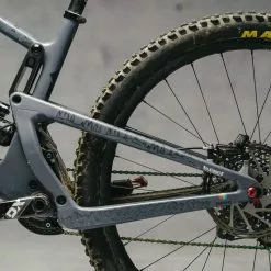 Dyedbro Kit Di Protezione Del Telaio - EWS Mountains - Nero Opaco -Vendite Bici da città elettriche 900A58B7 D943 4CCC 9A88 69C7C8011A6E 1024x1024 2x