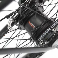 Winora Sinus R8 Uomo - Nero Onyx -Vendite Bici da città elettriche Winora MY21 Detail Belt drive Sinus R8 Men