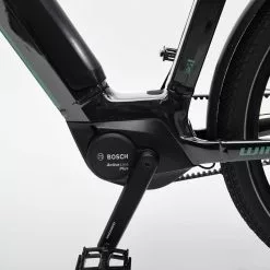 Winora Sinus R8f A Ingresso Basso - Nero Onice 12 Winora Sinus R8f A Ingresso Basso - Nero Onice -Vendite Bici da città elettriche Winora MY21 Detail Motor Sinus R8 MonotubeIGLo3BDyPZsVI